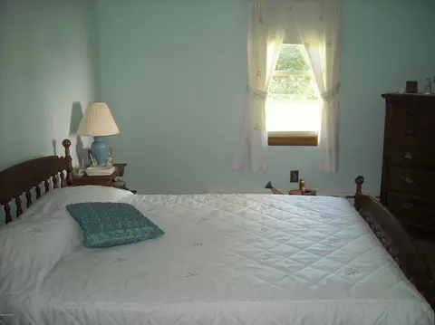 100 Parkview Ter, Lee, MA 01238 photo 20