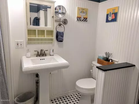 4 Elm St, Lenox, MA 01240 photo 9