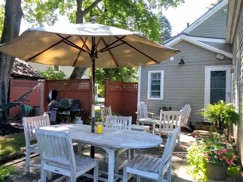 4 Elm St, Lenox, MA 01240 photo 18