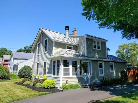 4 Elm St, Lenox, MA 01240 photo 3