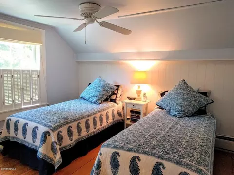 4 Elm St, Lenox, MA 01240 photo 12