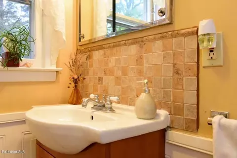 310 Bradley St, Lee, MA 01238 photo 9