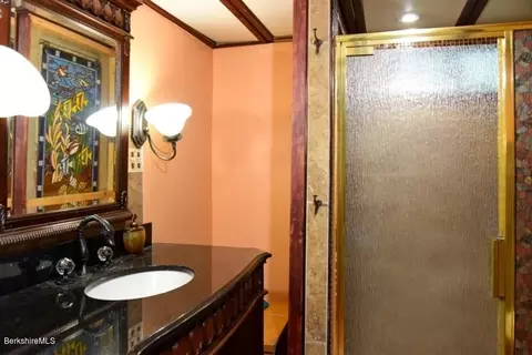 310 Bradley St, Lee, MA 01238 photo 17