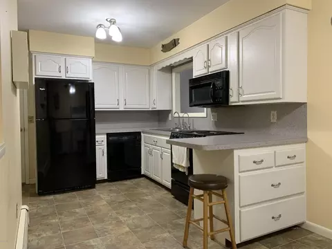 55 Davis St, Lee, MA 01238 photo 8