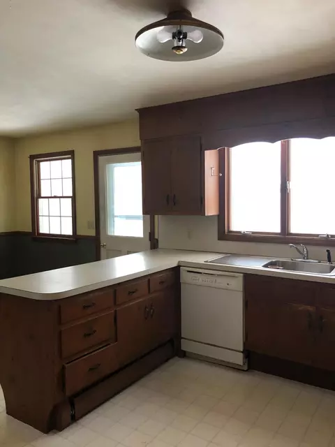 465 Devon Rd, Lee, MA 01238 photo 6