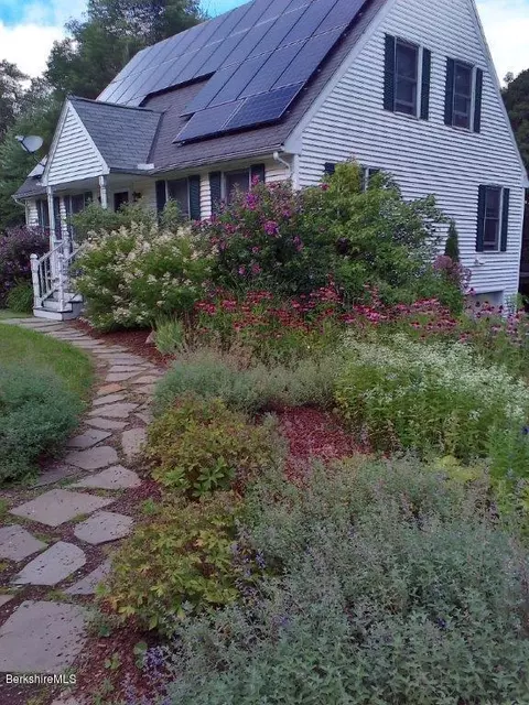 170 Summer St, Lee, MA 01238 photo 3