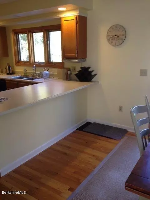 170 Summer St, Lee, MA 01238 photo 10