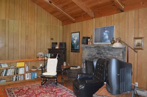 9 Mcdarby Rd, Tyringham, MA 01264 photo 4