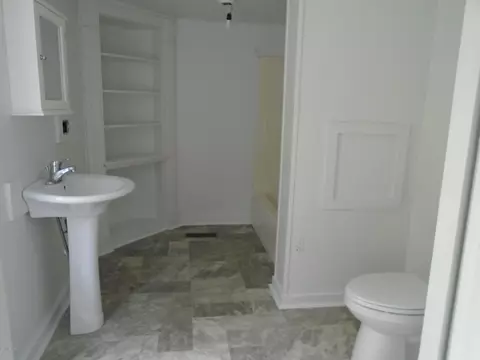 60 Dublin St, Lee, MA 01238 photo 11