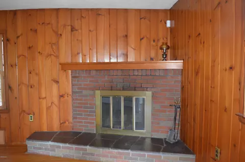 72 Plunkett St, Lenox, MA 01240 photo 6