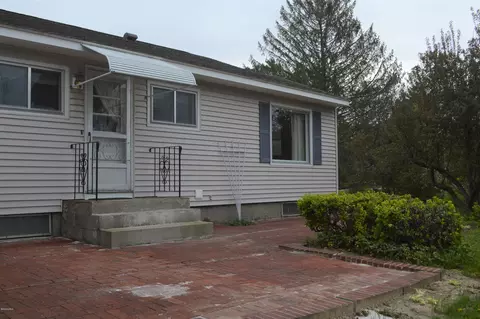72 Plunkett St, Lenox, MA 01240 photo 26