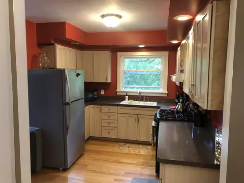 156 Summer St, Lee, MA 01238 photo 12