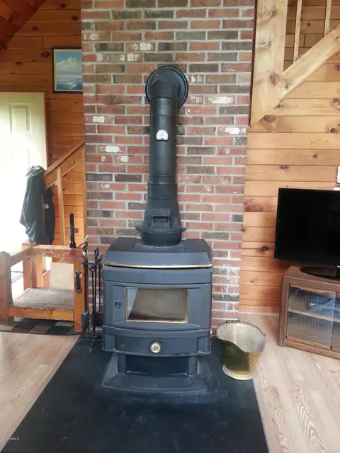 735 Forest St, Lee, MA 01238 photo 13