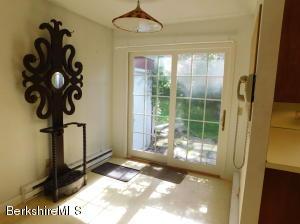 20 Jerome Dr, Williamstown, MA 01267 photo 2