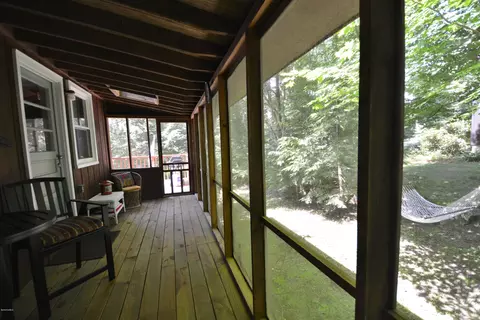 73 Pinewood Dr, Tolland, MA 01034 photo 17