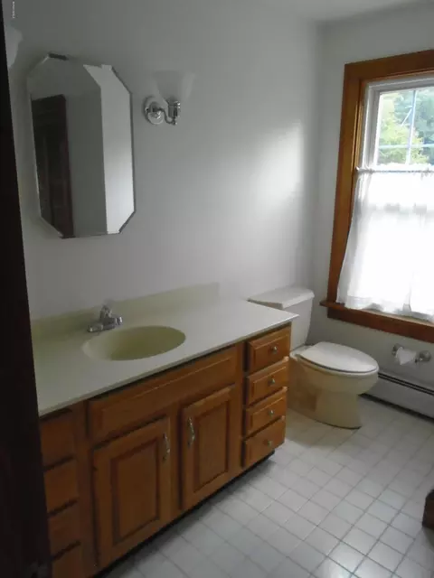 190 Laurel St, Lee, MA 01238 photo 20