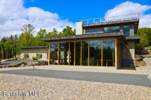 282 S County Rd, Florida, MA 01247 photo 1