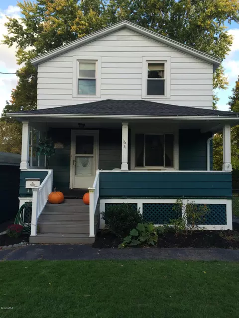 64 Saint James Ave, Lee, MA 01238 photo 1
