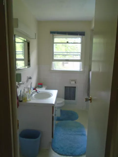 300 E Center St, Lee, MA 01238 photo 23