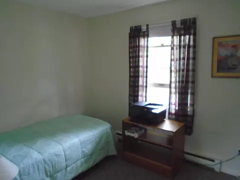 300 E Center St, Lee, MA 01238 photo 18