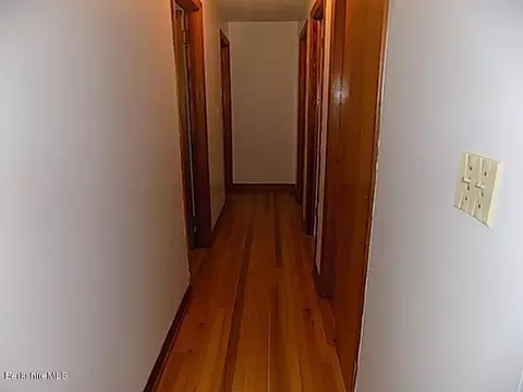 605 Marble St, Lee, MA 01238 photo 9