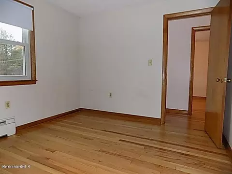 605 Marble St, Lee, MA 01238 photo 15