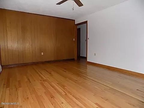 605 Marble St, Lee, MA 01238 photo 6