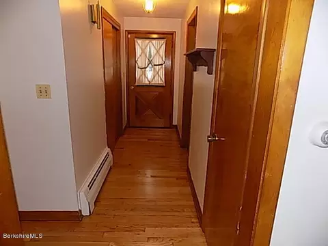605 Marble St, Lee, MA 01238 photo 8