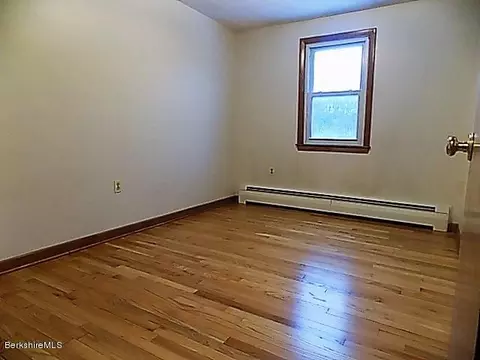 605 Marble St, Lee, MA 01238 photo 16