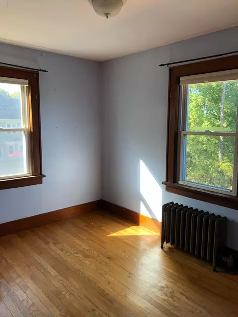 21 Greylock St, Lee, MA 01238 photo 20