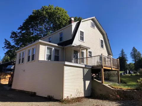 21 Greylock St, Lee, MA 01238 photo 3