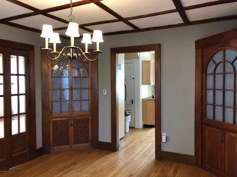 21 Greylock St, Lee, MA 01238 photo 10