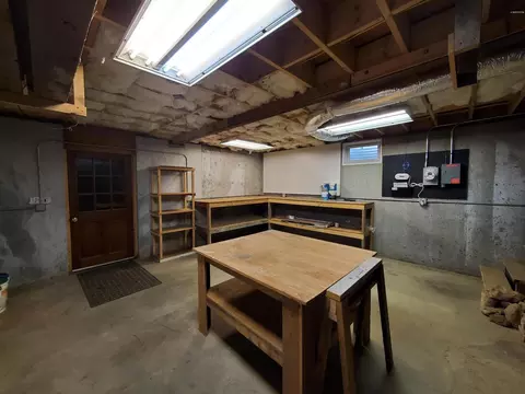 240 High St, Lee, MA 01238 photo 39