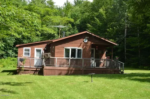 72 Blacksmith Path, Becket, MA 01223 photo 1