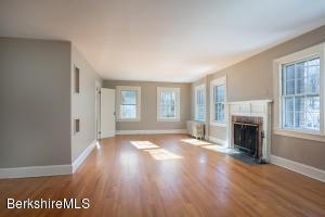 453 Main Rd, Monterey, MA 01245 photo 5