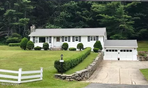 2155 Cape St, Lee, MA 01238 photo 1