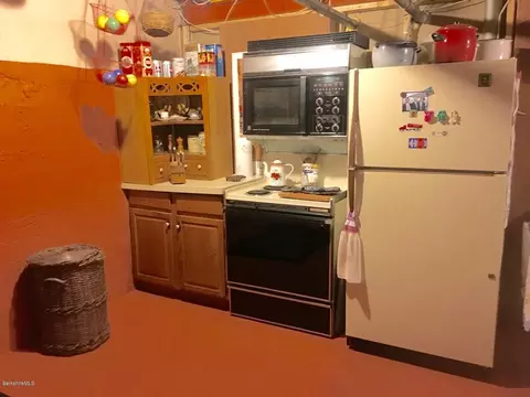 80 E Main St, Stockbridge, MA 01262 photo 36