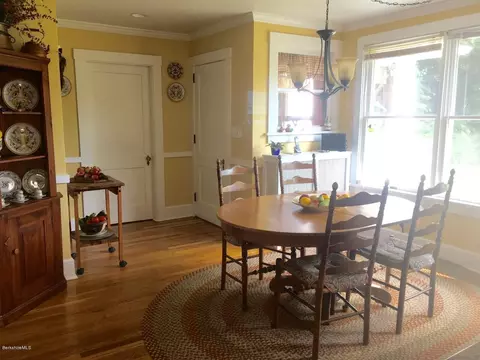 80 E Main St, Stockbridge, MA 01262 photo 18