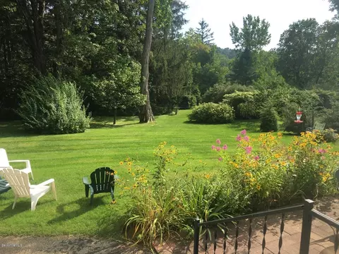 80 E Main St, Stockbridge, MA 01262 photo 49