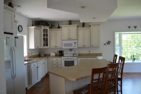 1381 E Otis Rd, Otis, MA 01253 photo 10