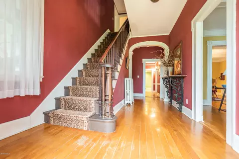 27 Main St, Sheffield, MA 01257 photo 6