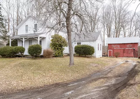 281 Main St, Sheffield, MA 01257 photo 2