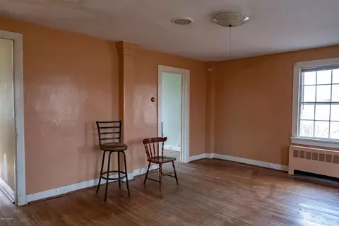 281 Main St, Sheffield, MA 01257 photo 9