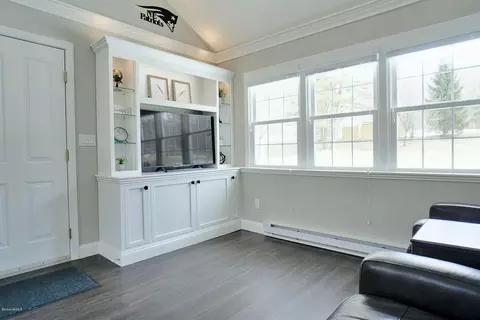 40 Paul Dr, Lee, MA 01238 photo 3