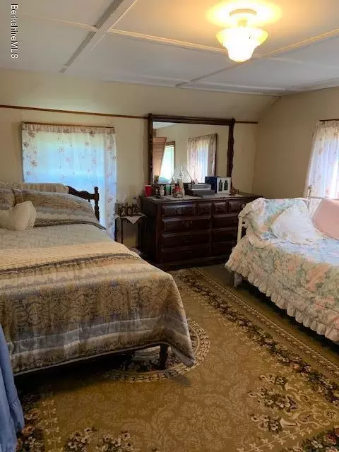 60 Tyringham Rd, Lee, MA 01238 photo 16