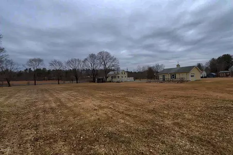 780 Greylock St, Lee, MA 01238 photo 4