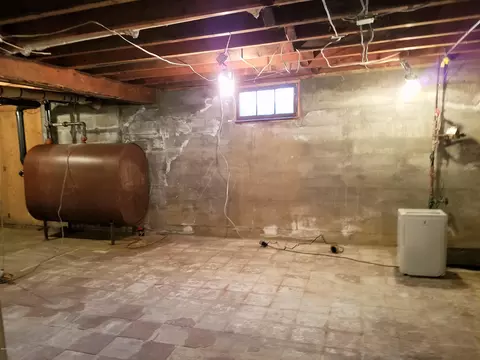 87 E Center St, Lee, MA 01238 photo 23