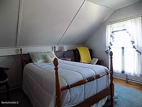 196 High St, Lee, MA 01238 photo 17