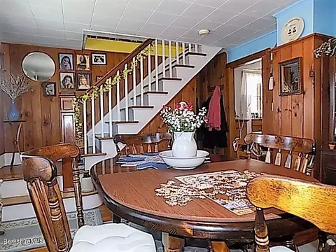196 High St, Lee, MA 01238 photo 8