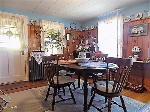 196 High St, Lee, MA 01238 photo 6